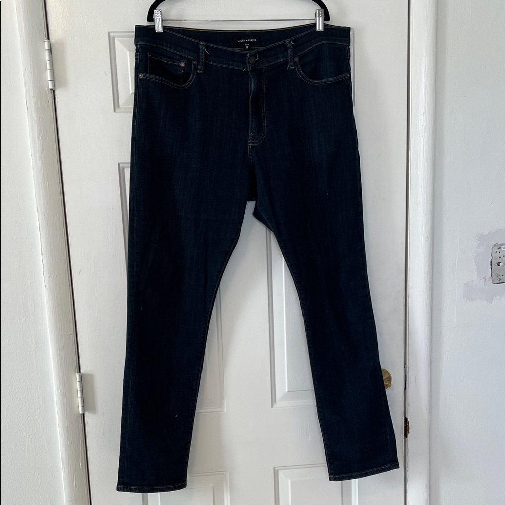 Lucky Brand Men's Deep Indigo Athletic Straight Jeans